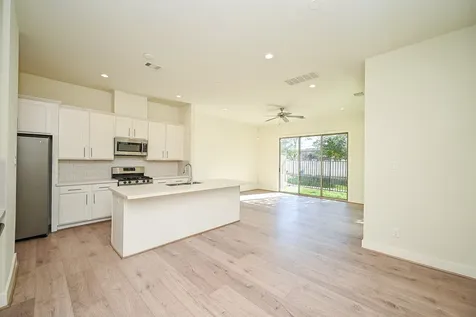 1106 Fuschia Road Houston TX 77055