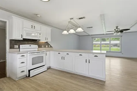 240 Sycamore Street Alto TX 75925