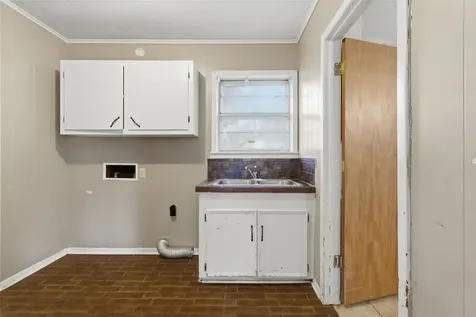 240 Sycamore Street Alto TX 75925