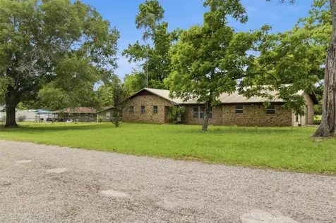 240 Sycamore Street Alto TX 75925