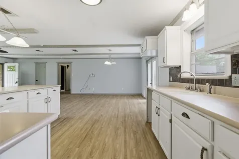 240 Sycamore Street Alto TX 75925