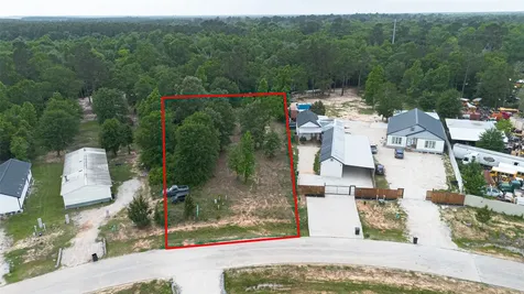 474 Road 5202 Cleveland TX 77327