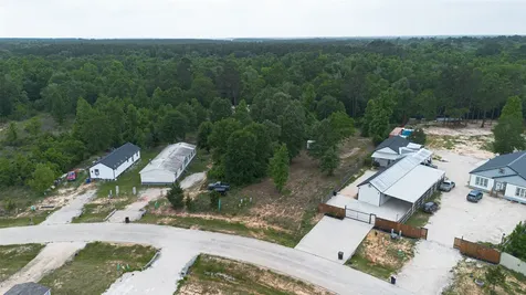 474 Road 5202 Cleveland TX 77327