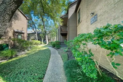 11711 Memorial Drive 573 Houston TX 77024