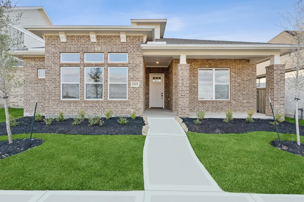 12131 Canal View Boulevard Mont Belvieu TX 77523