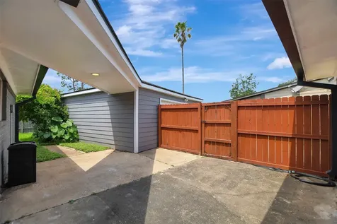 11514 Sagewillow Lane Houston TX 77089