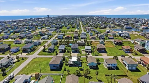 4031 Panola Drive Galveston TX 77554