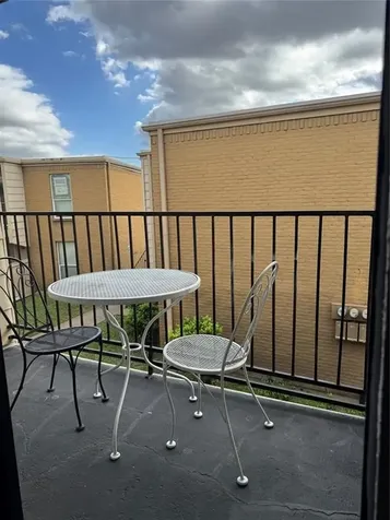 8100 Creekbend Drive 156 Houston TX 77071