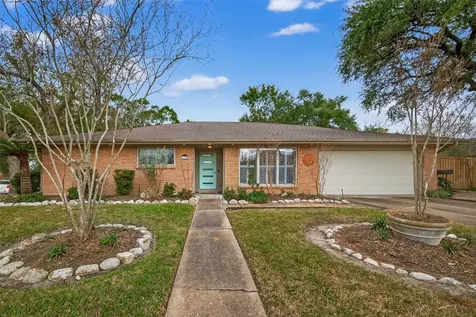5310 Spellman Road Houston TX 77096