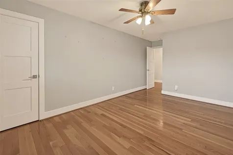 5310 Spellman Road Houston TX 77096