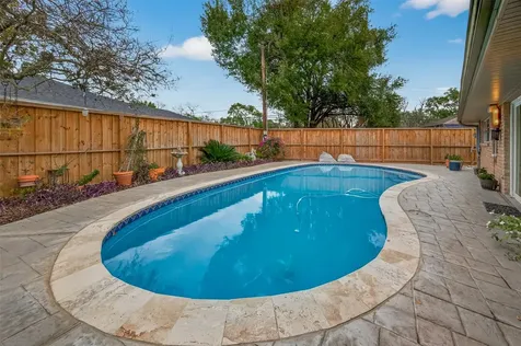 5310 Spellman Road Houston TX 77096