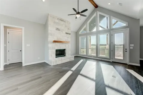 2299 Pintail Lane Columbus TX 78934