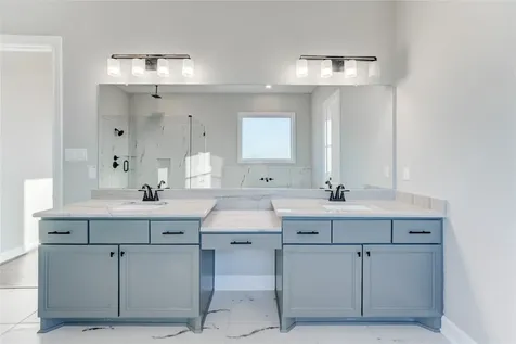 2299 Pintail Lane Columbus TX 78934