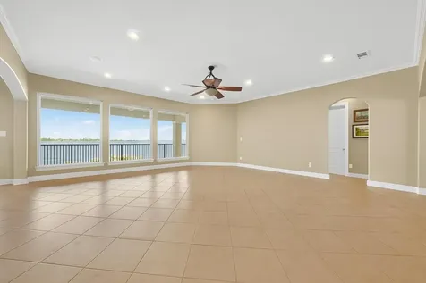 2242 Marina Way League City TX 77565