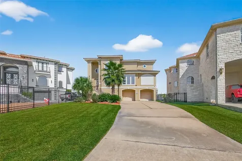 2242 Marina Way League City TX 77565