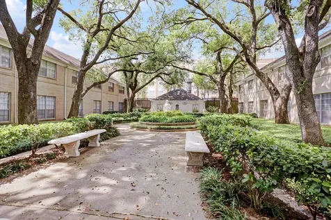 2600 Bellefontaine Street B18 Houston TX 77025