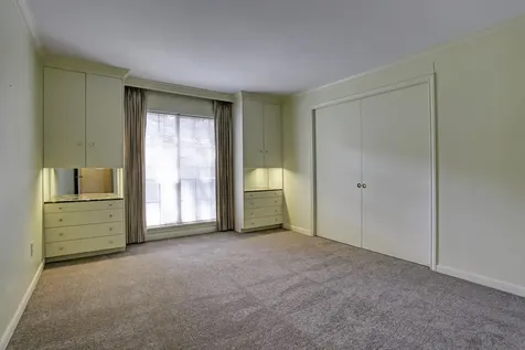 2600 Bellefontaine Street B18 Houston TX 77025