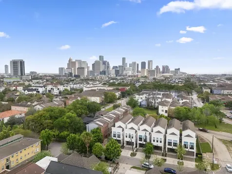 1706 Francis Street B Houston TX 77004