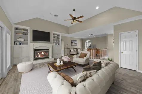 169 April Cove Montgomery TX 77356