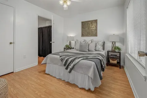 517 Southwest Parkway 103 College Station TX 77840