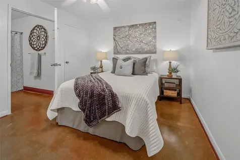 517 Southwest Parkway 103 College Station TX 77840