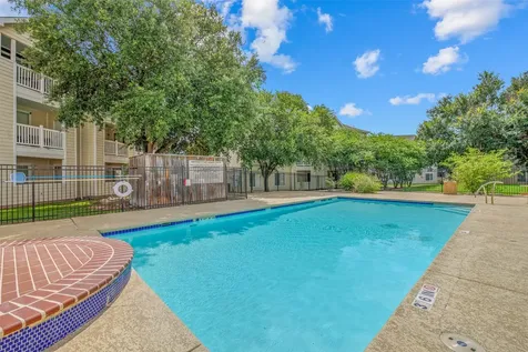 517 Southwest Parkway 103 College Station TX 77840