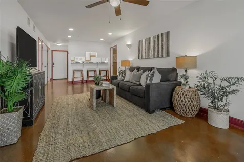 517 Southwest Parkway 103 College Station TX 77840