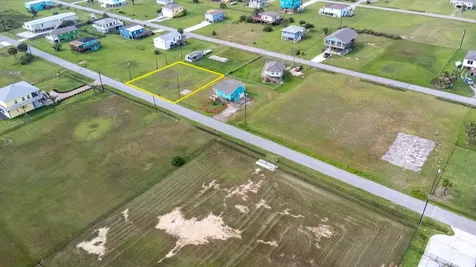 4016 2nd Street Galveston TX 77554