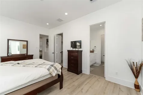 3410 Baer Street C Houston TX 77020