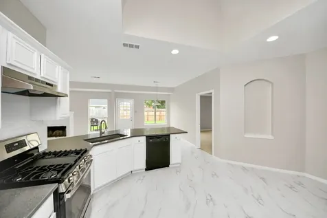 2810 Huntington Way Pearland TX 77584