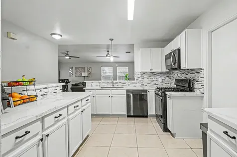 2910 Meiko Drive Houston TX 77045