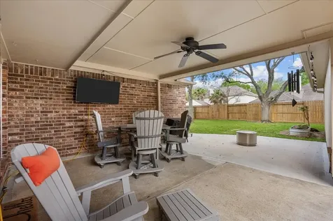 2026 Pembroke Bay Drive League City TX 77573