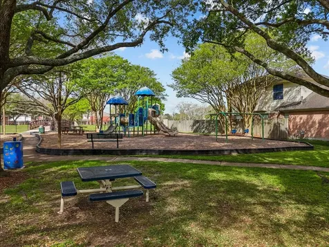 2026 Pembroke Bay Drive League City TX 77573
