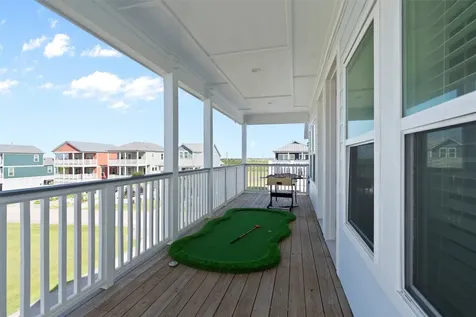 3807 Neptune Galveston TX 77554