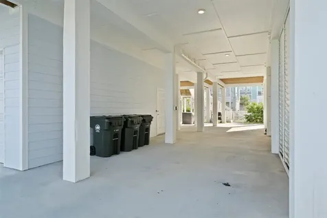 3807 Neptune Galveston TX 77554