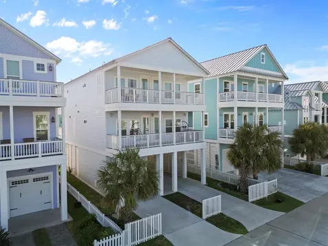 3807 Neptune Galveston TX 77554
