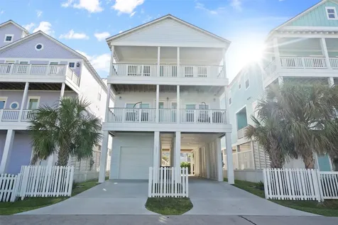 3807 Neptune Galveston TX 77554