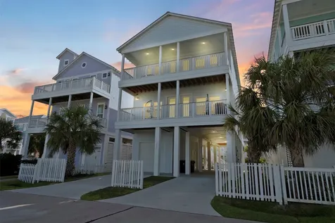 3807 Neptune Galveston TX 77554