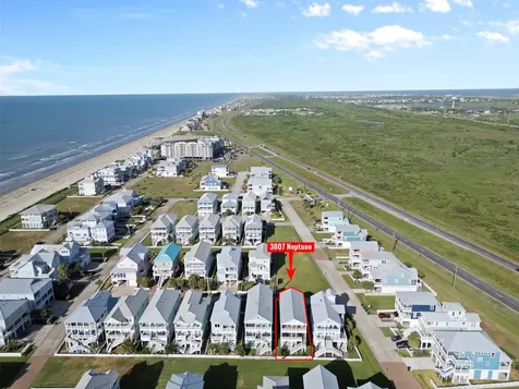 3807 Neptune Galveston TX 77554