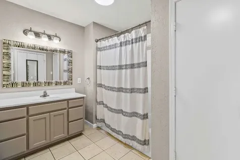 195 Oak Valley Livingston TX 77351