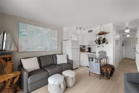 6102 Seawall Boulevard 290 Galveston TX 77551