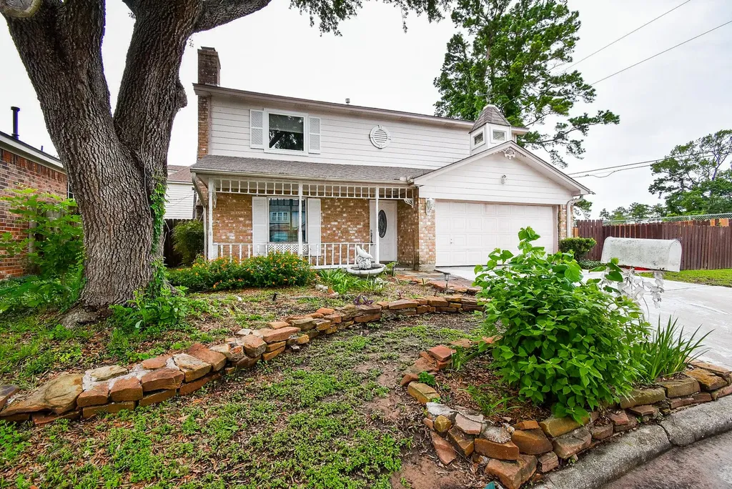 1709 Beaver Springs Court Houston TX 77090