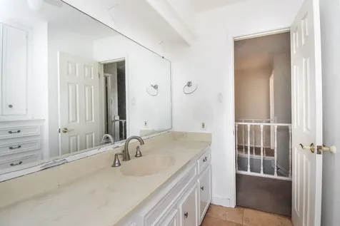 1709 Beaver Springs Court Houston TX 77090