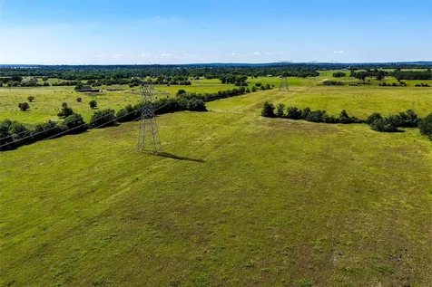 60 Acres Hwy 30 W Shiro TX 77876