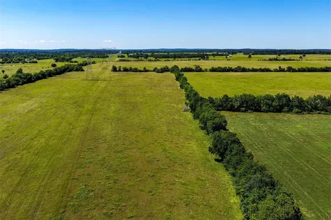 60 Acres Hwy 30 W Shiro TX 77876
