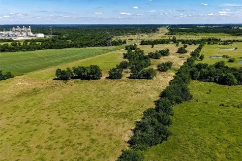 60 Acres Hwy 30 W Shiro TX 77876