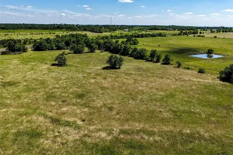 60 Acres Hwy 30 W Shiro TX 77876