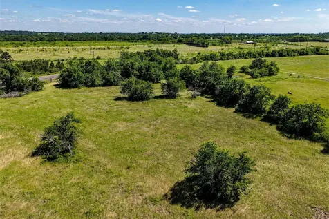 60 Acres Hwy 30 W Shiro TX 77876