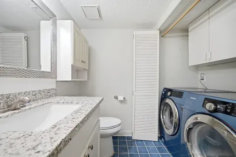 11517 Village Place Drive 152 Houston TX 77077