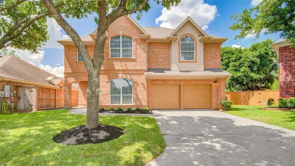9406 Fern Wood Forest Houston TX 77040